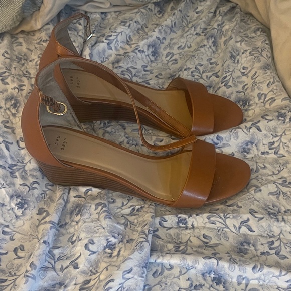 A New Day Women's Brown Sandals - Picture 9 of 9